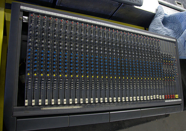 Table De Mixage Soundcraft Delta Serie 200 - Console Audio Analogique D'occasion